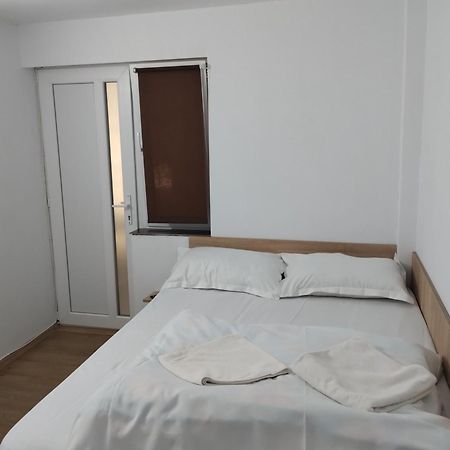 Hotel La Mariana Vama Veche Camera foto