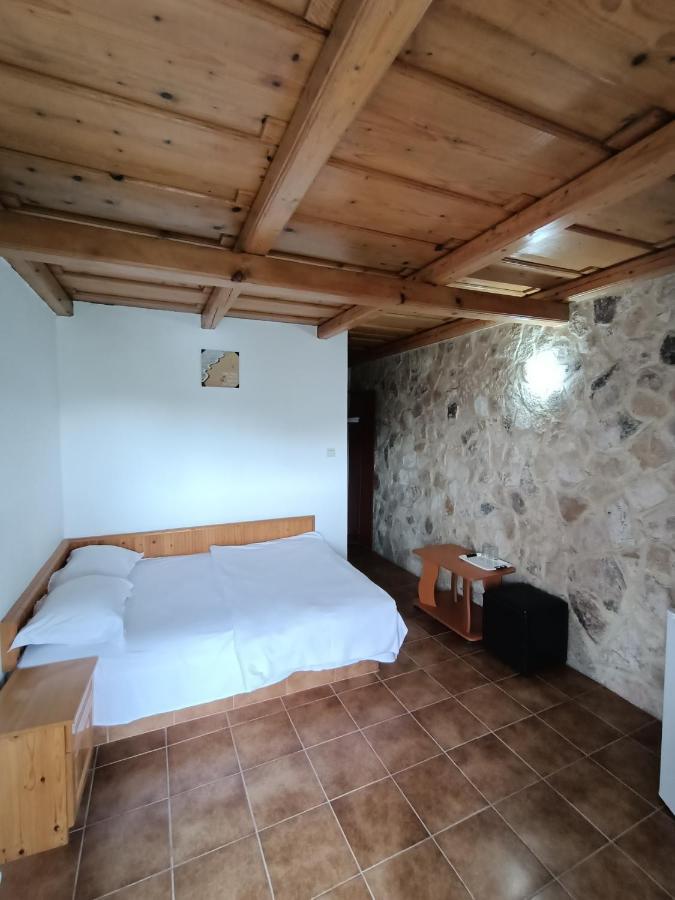 Hotel La Mariana Vama Veche Esterno foto